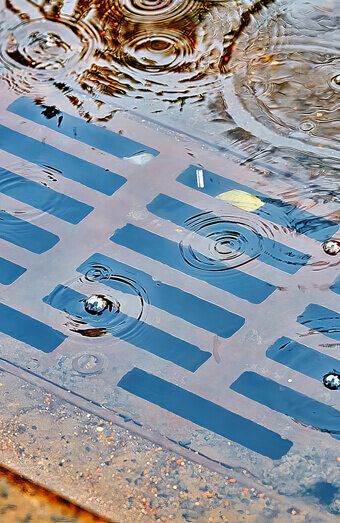 https://blockeddrainsmyaree.com.au/uploads/2025/07/stormwater-drains-58152.jpg